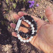 Load image into Gallery viewer, Beaded Apple Watch Strap Yin/Yang Mix